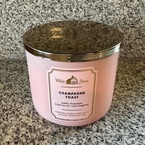 White Barn Bath & Body Works Champagne Toast 3-Wick Candle